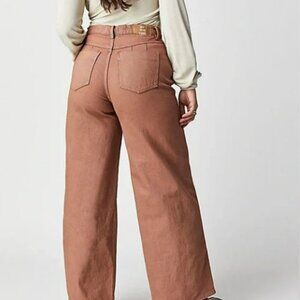 NWT We The Free CRVY Gia Wide-Leg Jeans